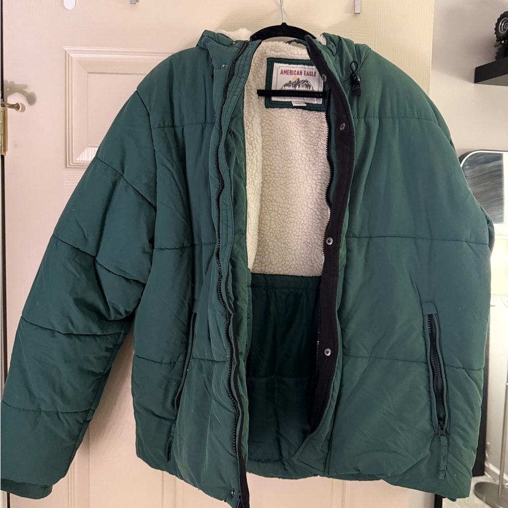 American Eagle Outfitters Men's Forest Green Puffer Coat